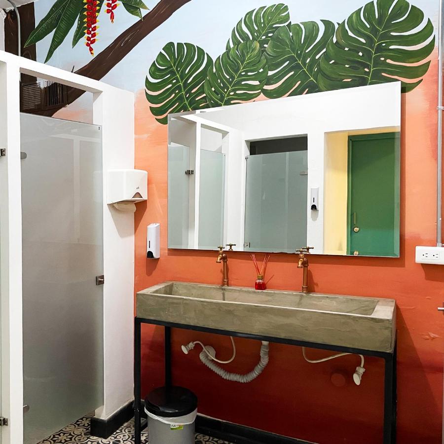 Hostal Macondo ボゴタ エクステリア 写真
