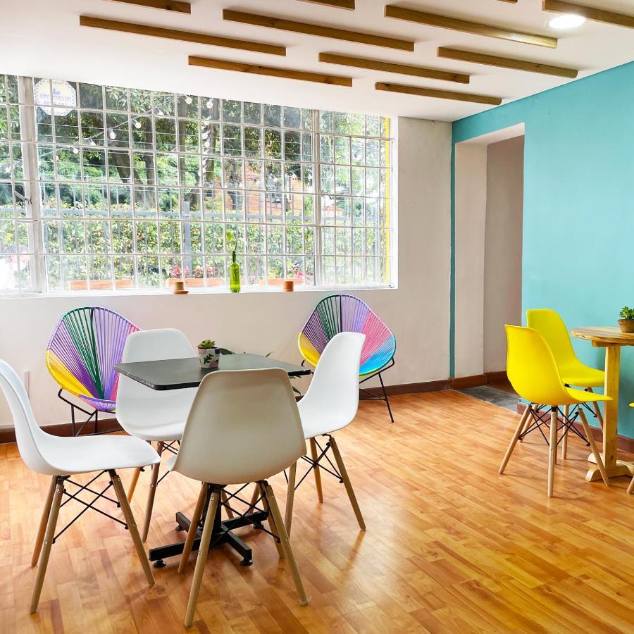 Hostal Macondo ボゴタ エクステリア 写真