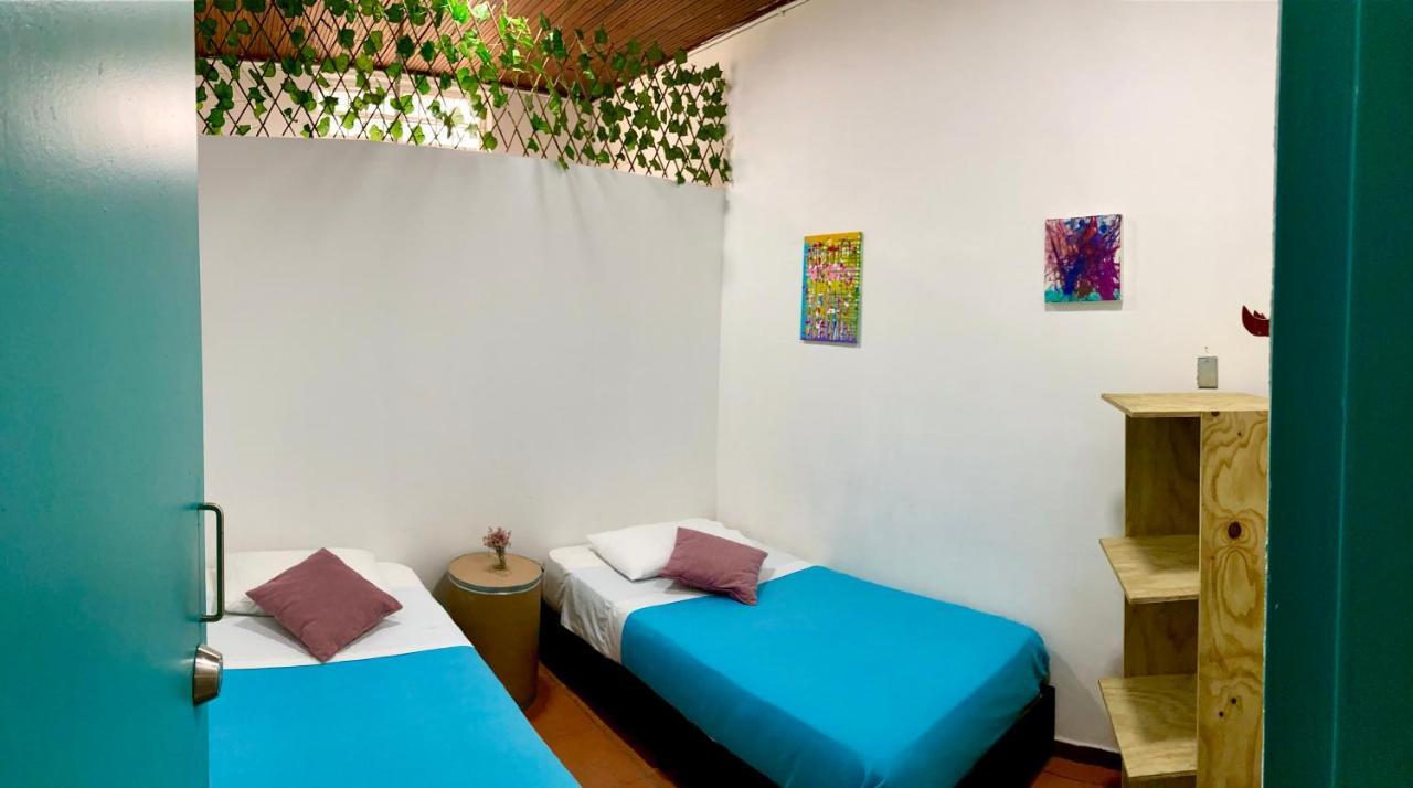 Hostal Macondo ボゴタ エクステリア 写真