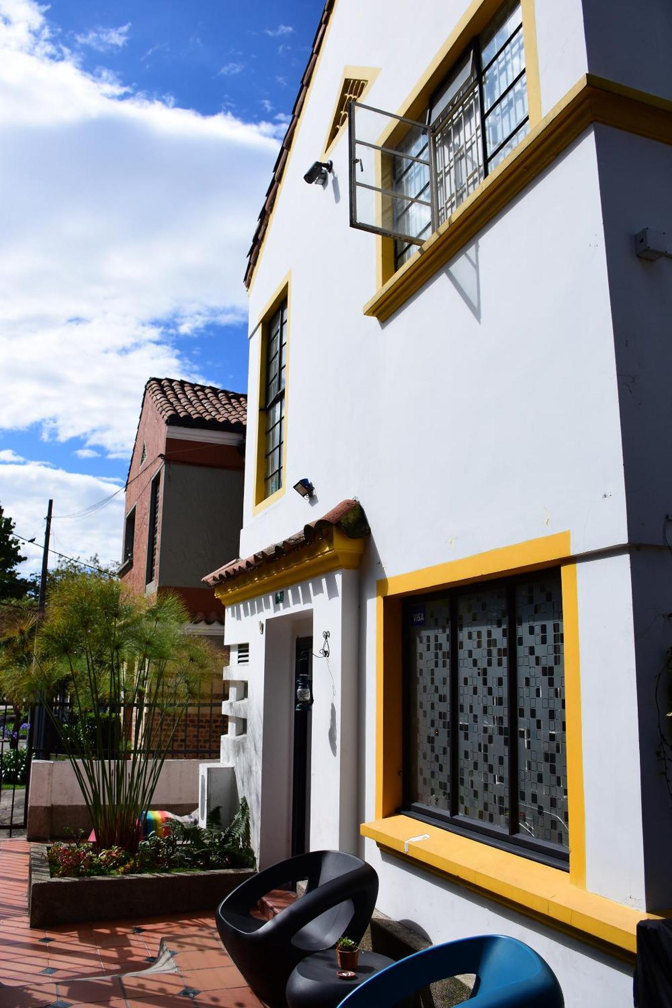Hostal Macondo ボゴタ エクステリア 写真